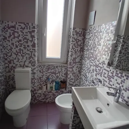 Palace King Of Couette-café